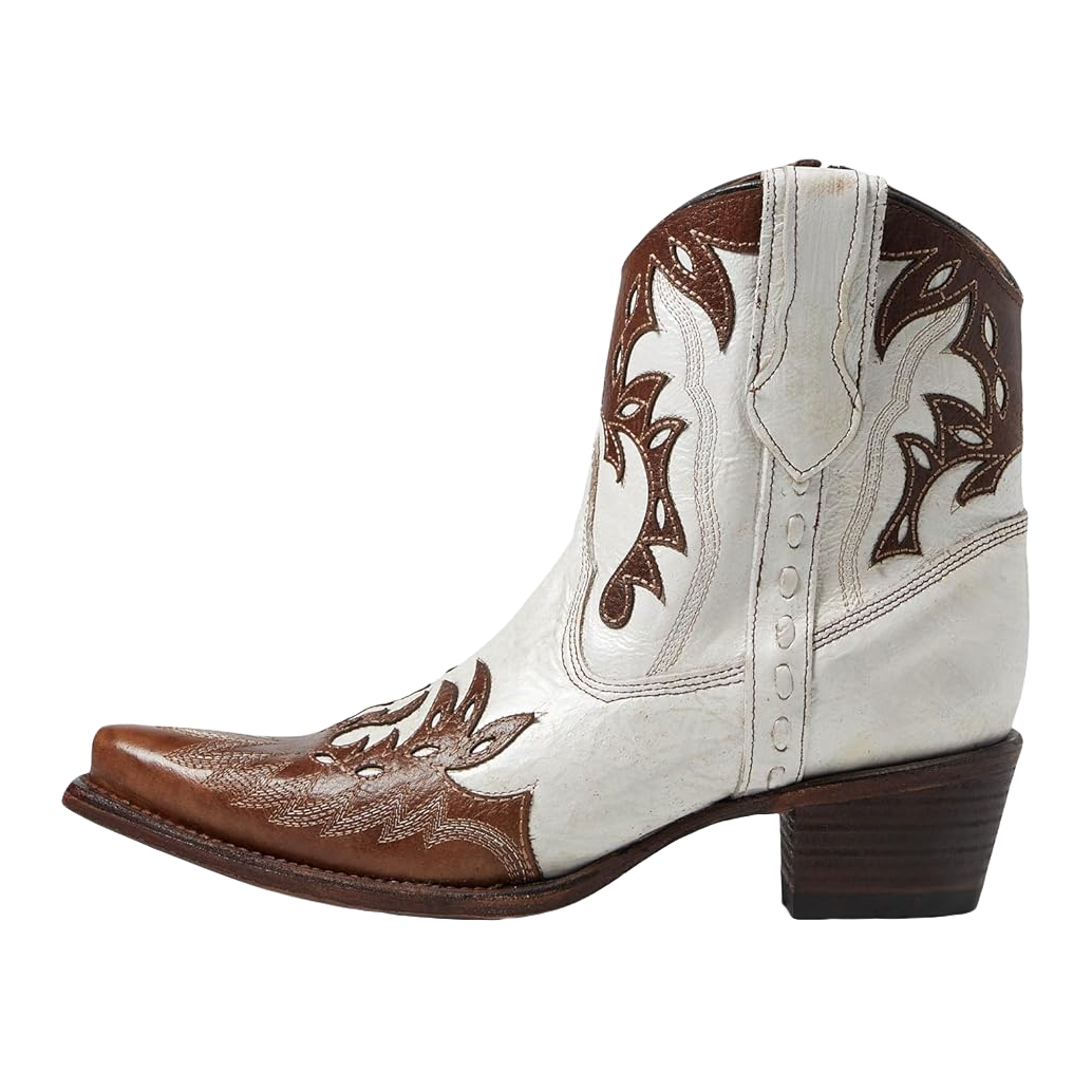 Circle G Ladies Overlay Wing Tip White & Camel Booties L6099