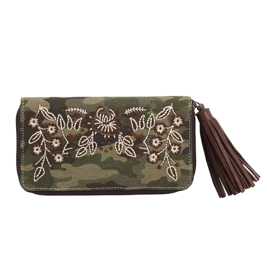 Nocona Camo Flower Embroidered Brown Clutch N770009302