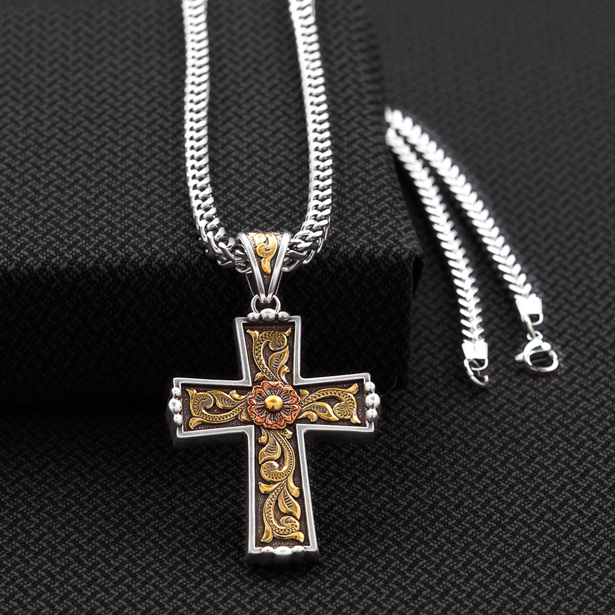 Amazon.com: DOLIOX Genuine Turquoise Cross Necklace for Women Men Vintage  Gemstone Pendant Solid 925 Sterling Silver Western Boho Jewelry Gift for  Her Mom Wife : Clothing, Shoes & Jewelry